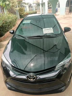 Toyota Corolla LE 4dr Sedan (1.8L 4cyl CVT) 2017 Black