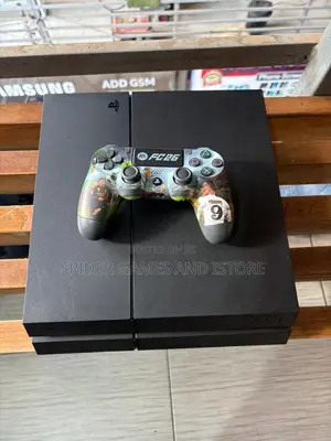 PS4 Standard Jailbreak 500gb With 10games 2controllers