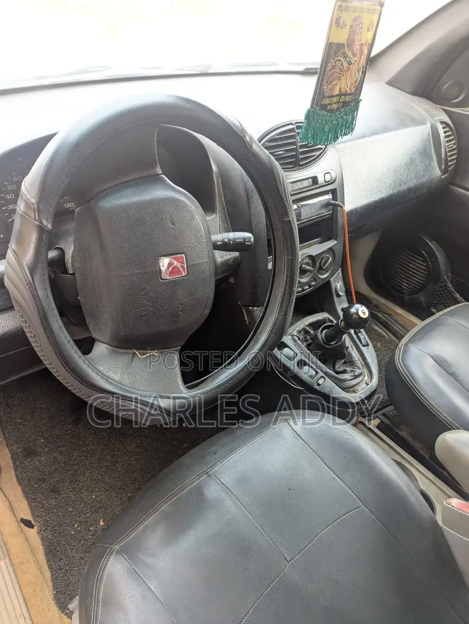 Saturn Vue 2004 Black