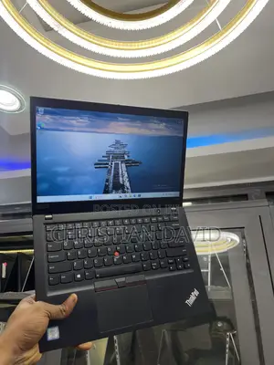 Laptop Lenovo ThinkPad T490s 8GB Intel Core i7 SSD 512GB