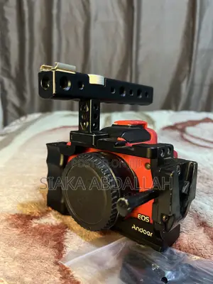 Canon M50,in Perfect Condition,no Hidden Faults
