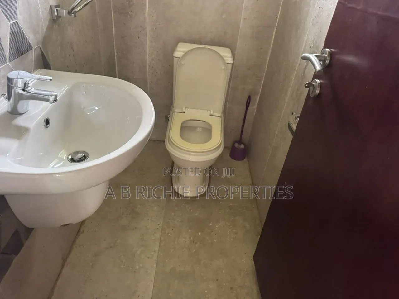 4bdrm House in Ab Richie Properties, US Embassy Area for rent