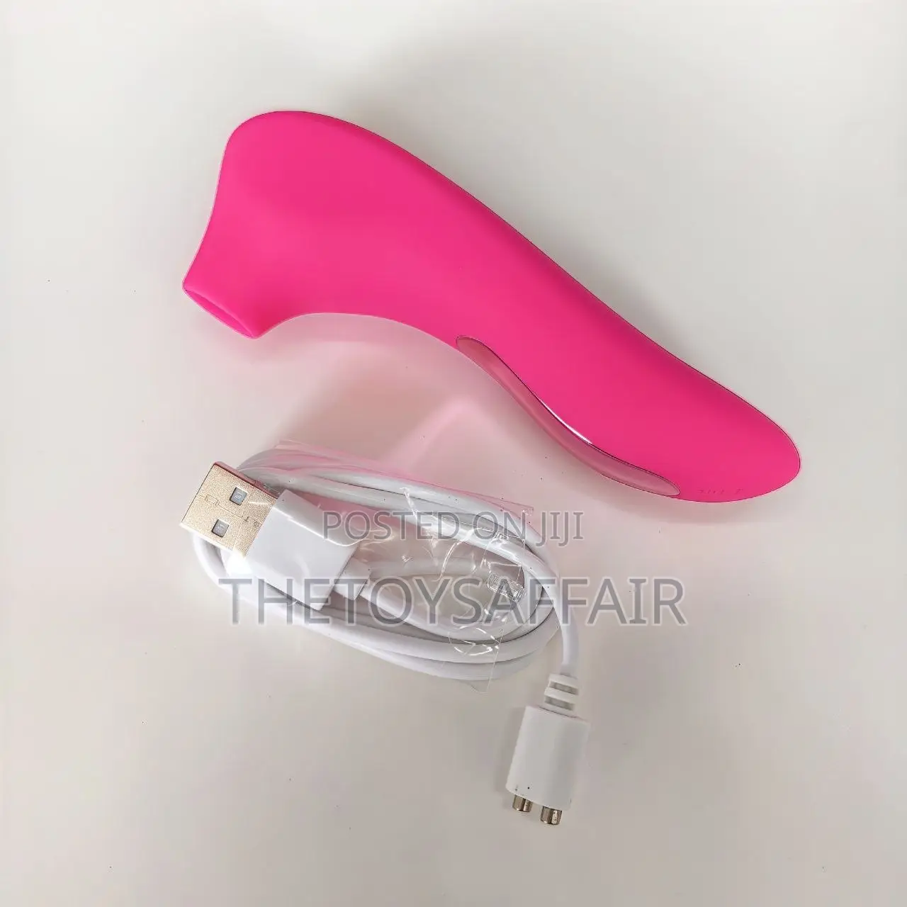 Small Dolphin Clitoral Sucking Vibrator