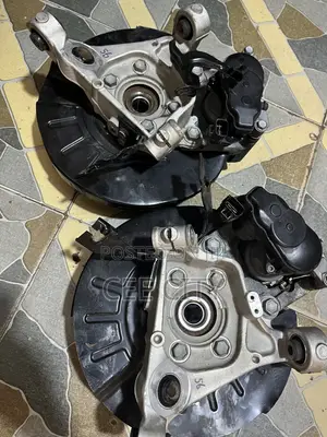 Mitsubishi Outlander 2022-2025 Back Hub Complete