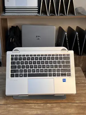 Laptop HP EliteBook x360 1030 G8 16GB Intel Core i5 SSD 512GB