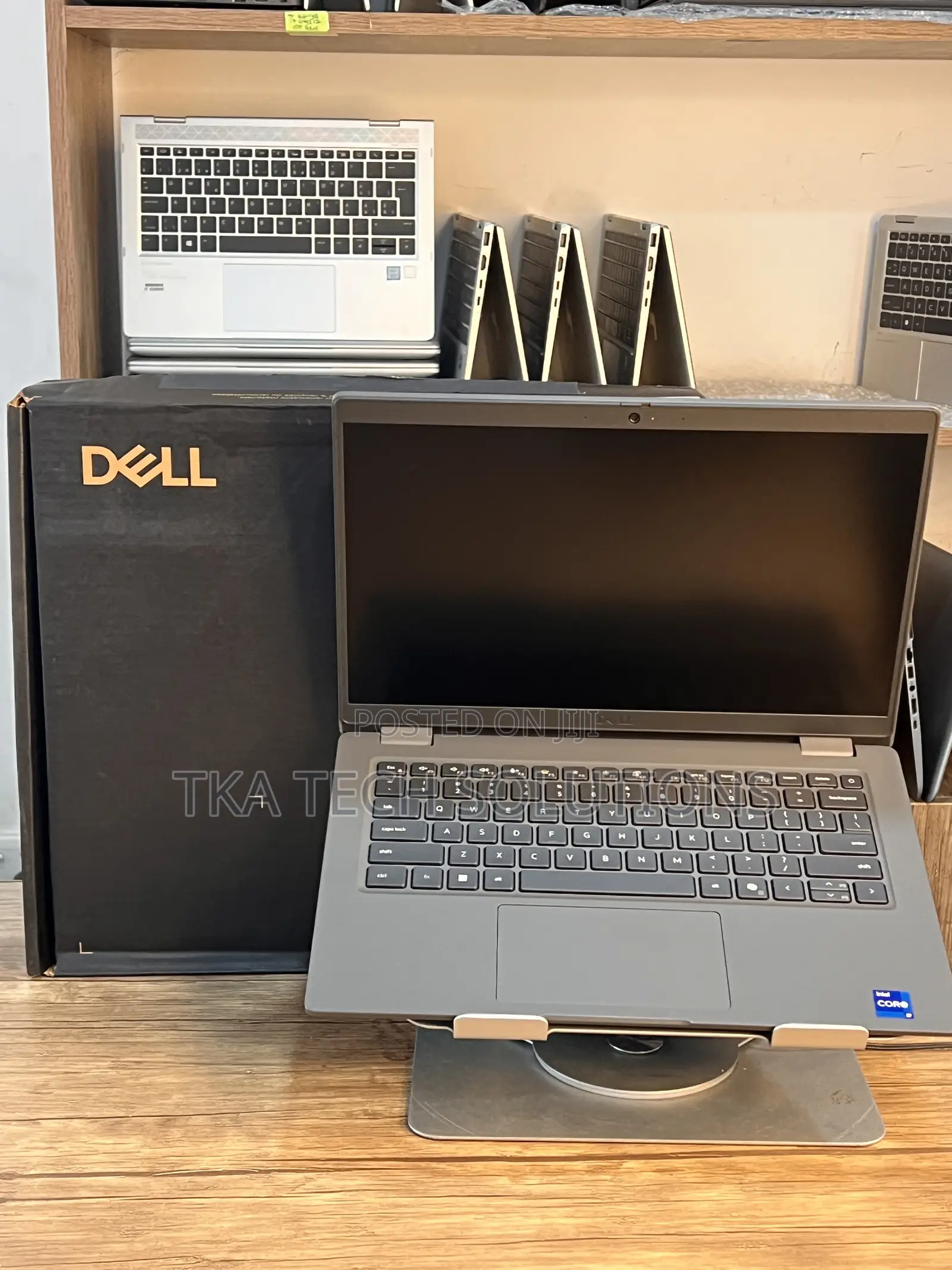 New Laptop Dell Latitude 3520 16GB Intel Core i7 SSD 256GB
