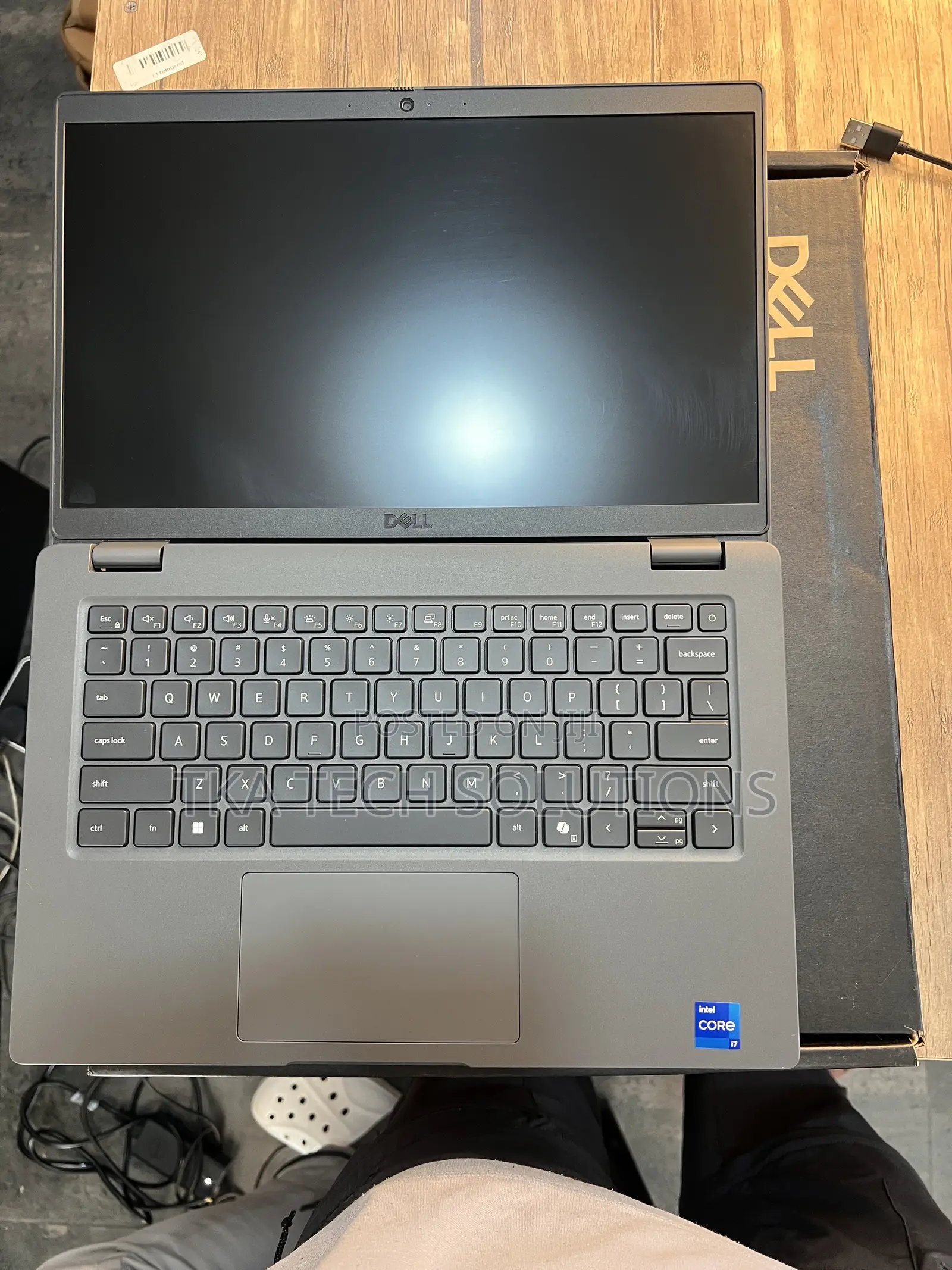 New Laptop Dell Latitude 3520 16GB Intel Core i7 SSD 256GB