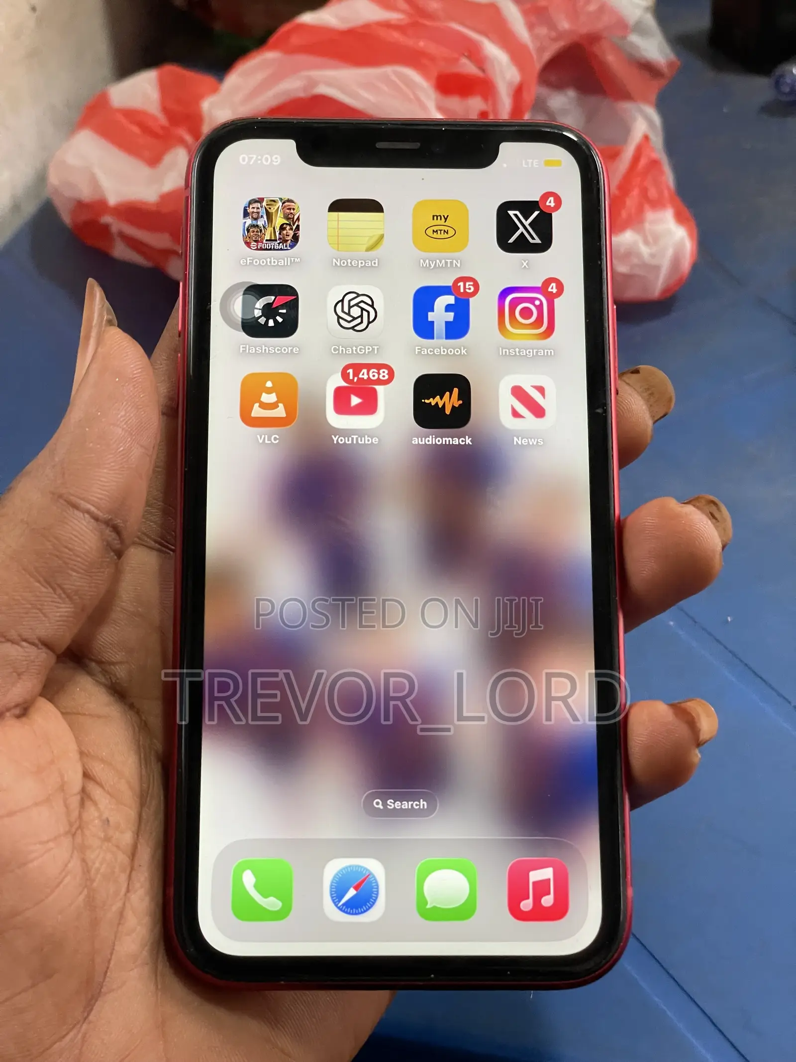 Apple iPhone 11 64 GB Red