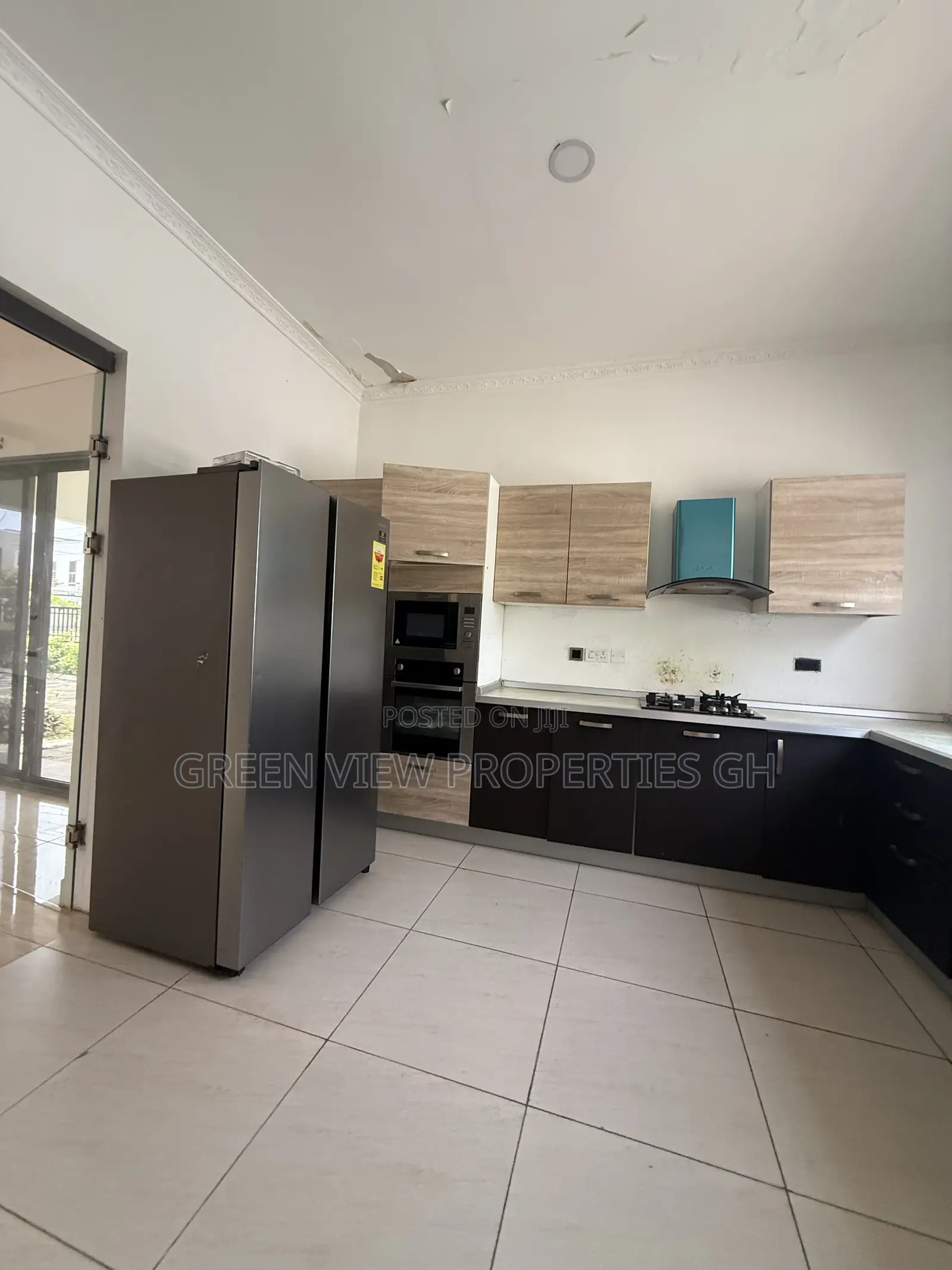 4bdrm Townhouse / Terrace in East Legon for rent