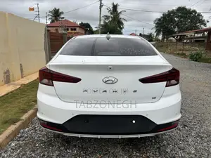 Hyundai Avante 2019 White