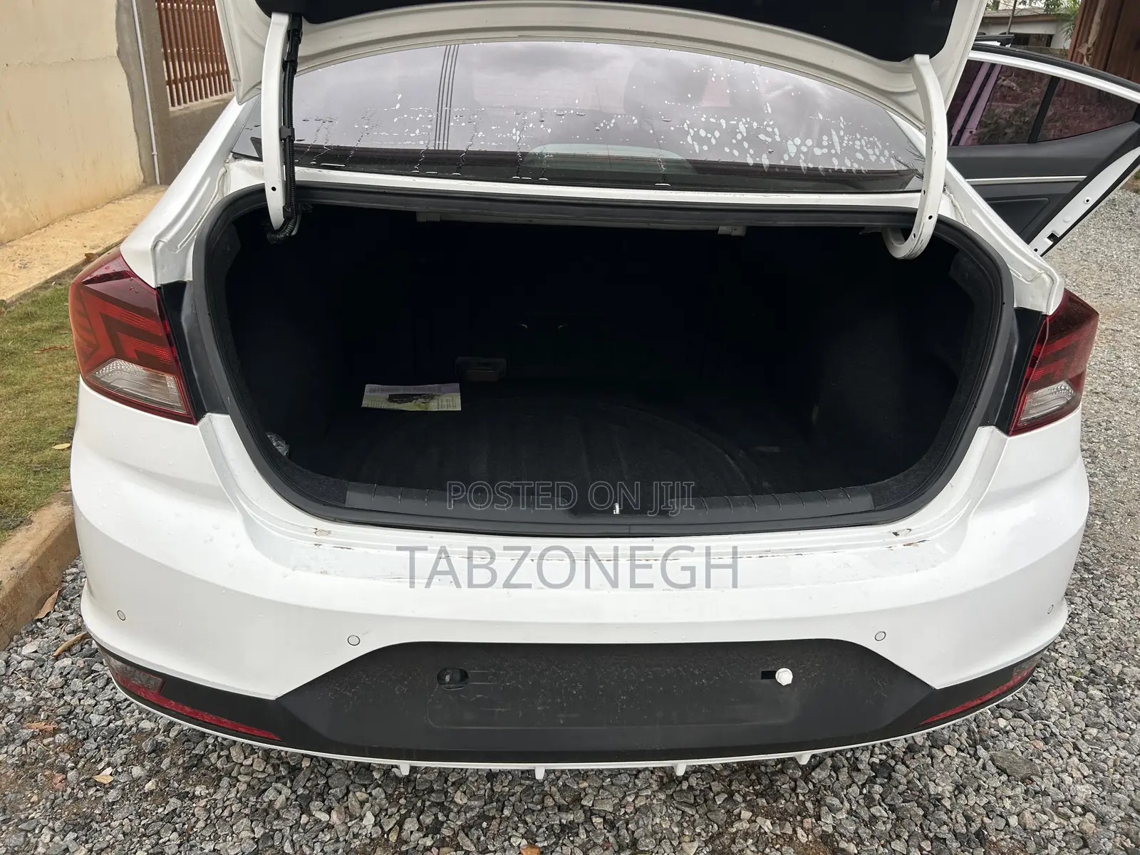 Hyundai Avante 2019 White