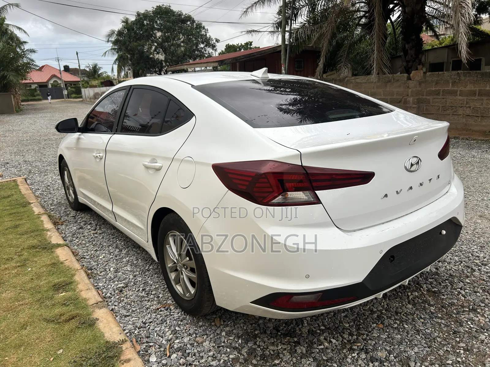 Hyundai Avante 2019 White