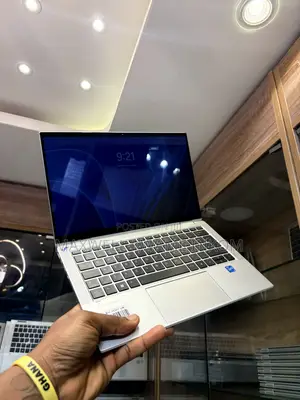 Laptop HP EliteBook x360 1030 G8 16GB Intel Core i5 SSD 256GB