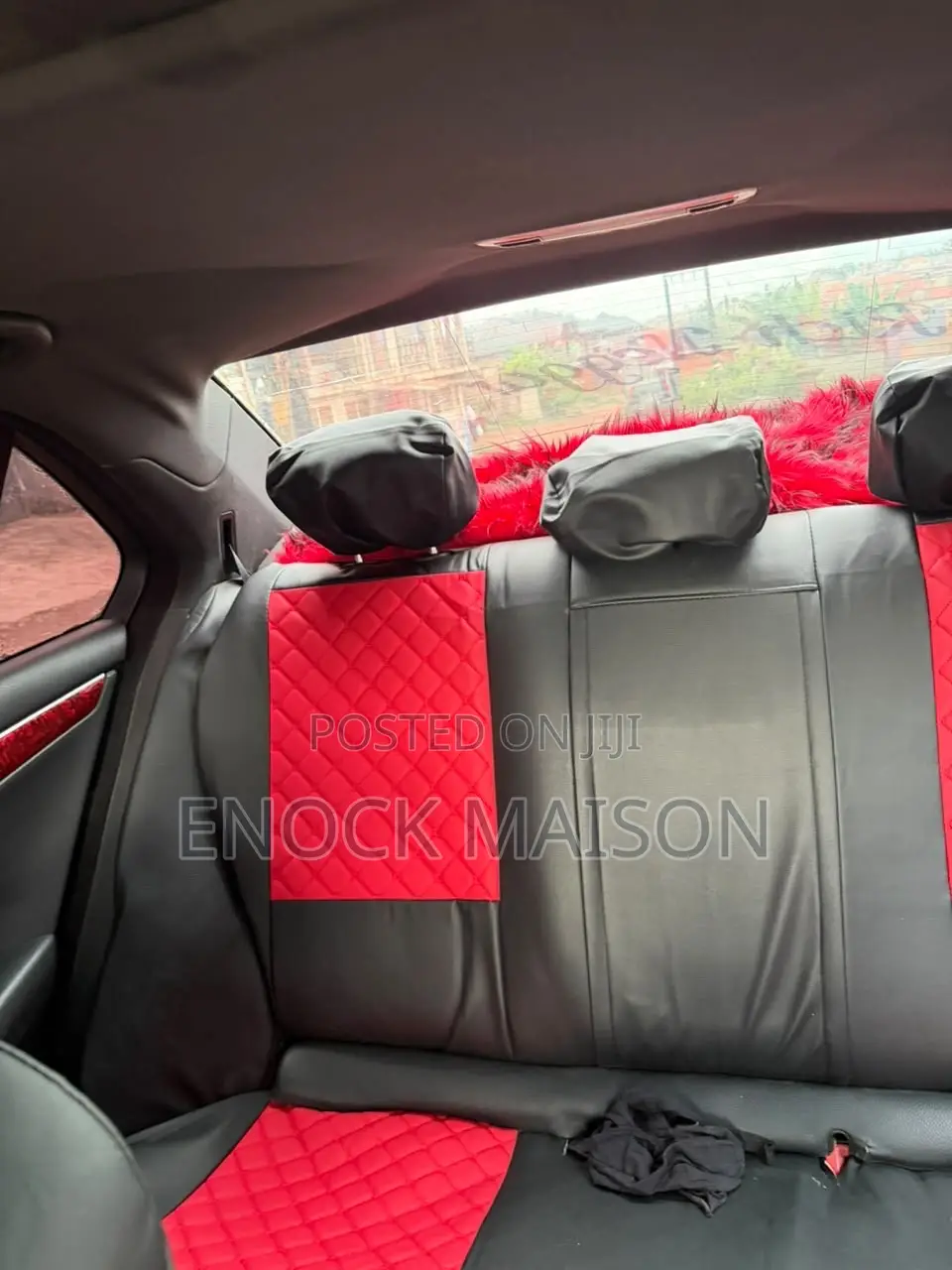 Mercedes-Benz C250 2013 Red