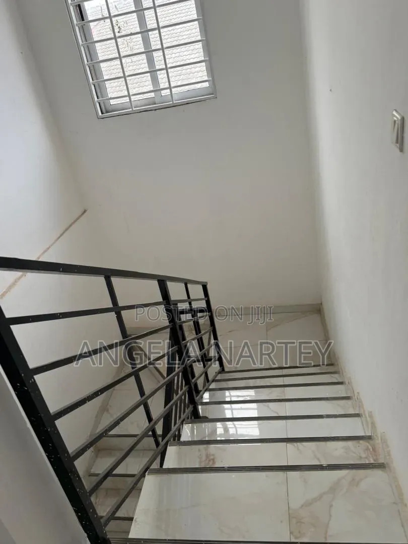 4bdrm House in Community 17 Lashibi, Accra Metropolitan for sale