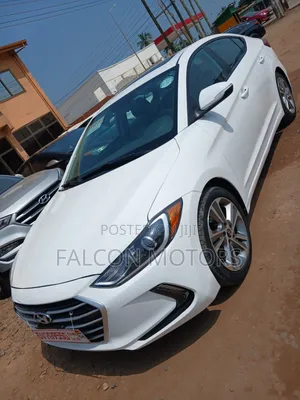 Hyundai Elantra 2018 White