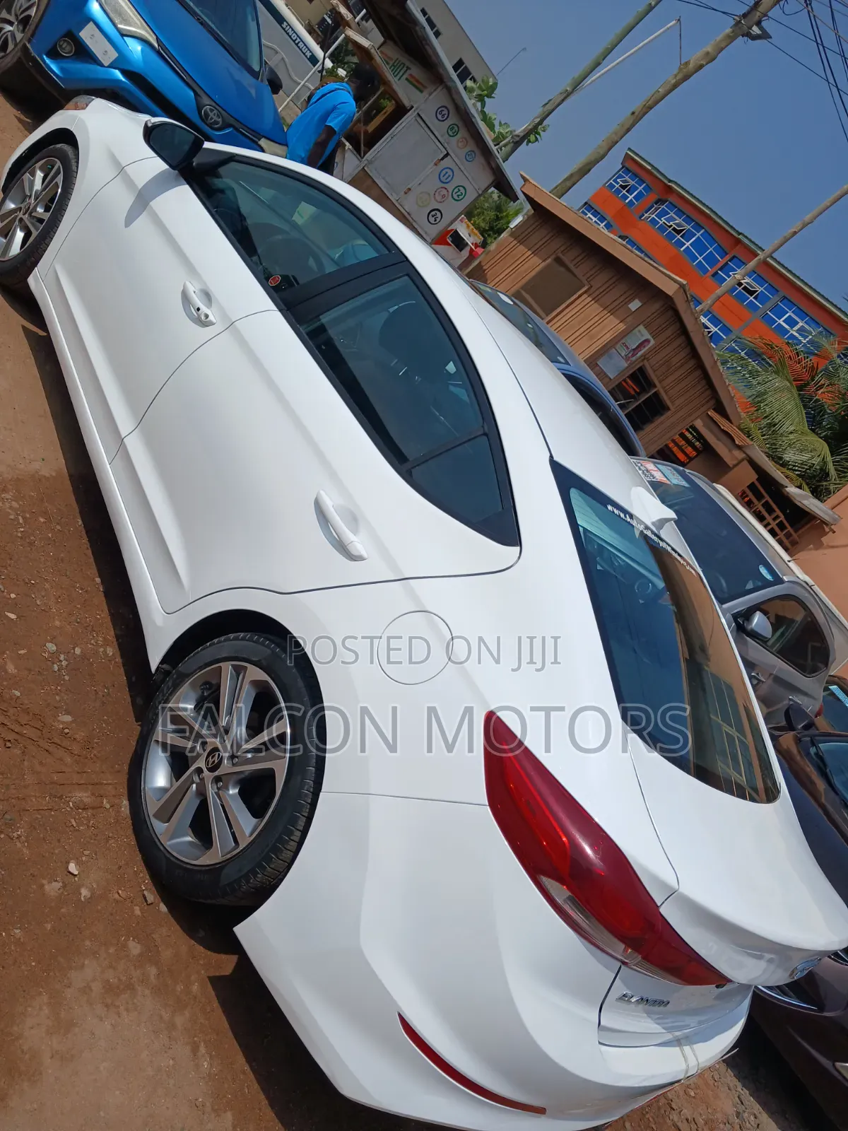 Hyundai Elantra 2018 White