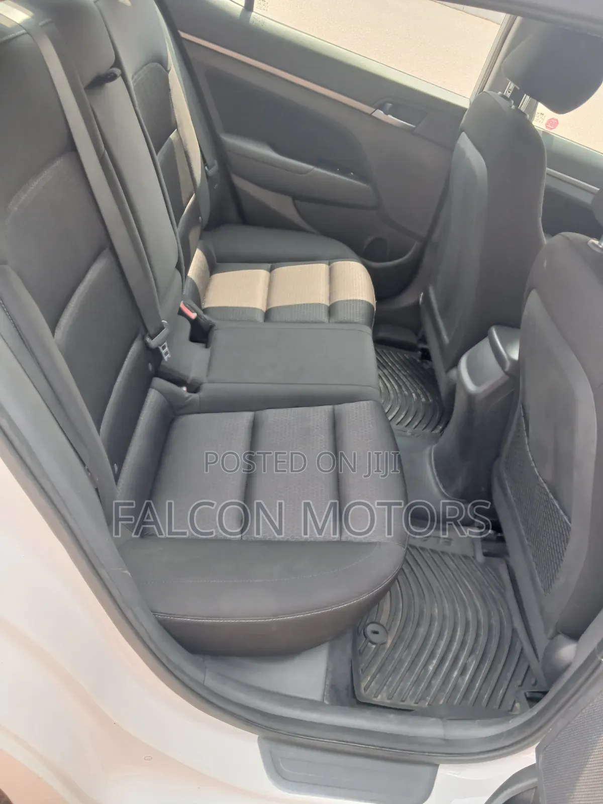 Hyundai Elantra 2018 White
