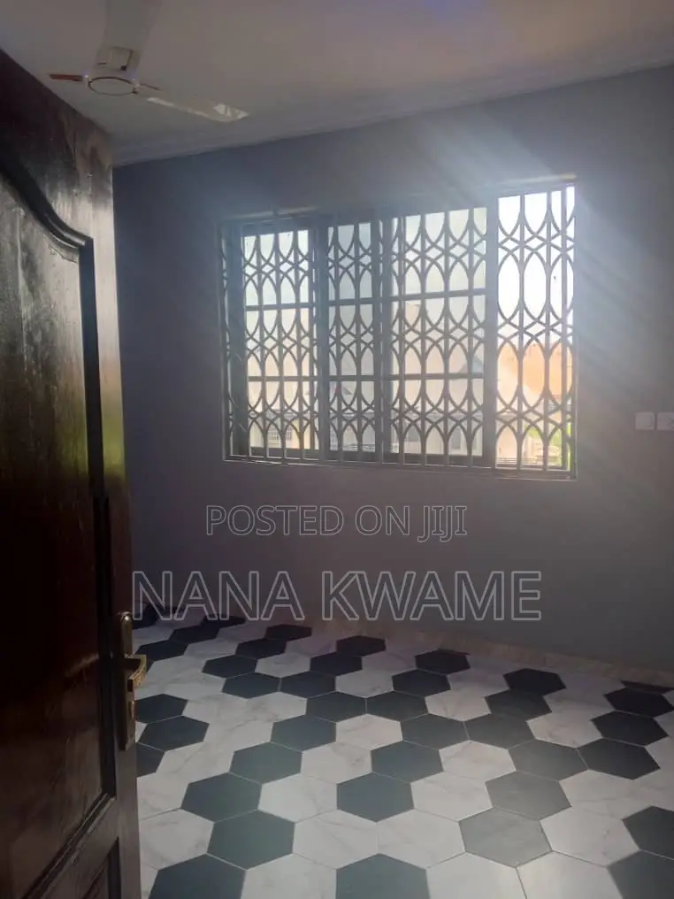 Furnished 4bdrm Apartment in Richmoni Estate, Kumasi Metropolitan