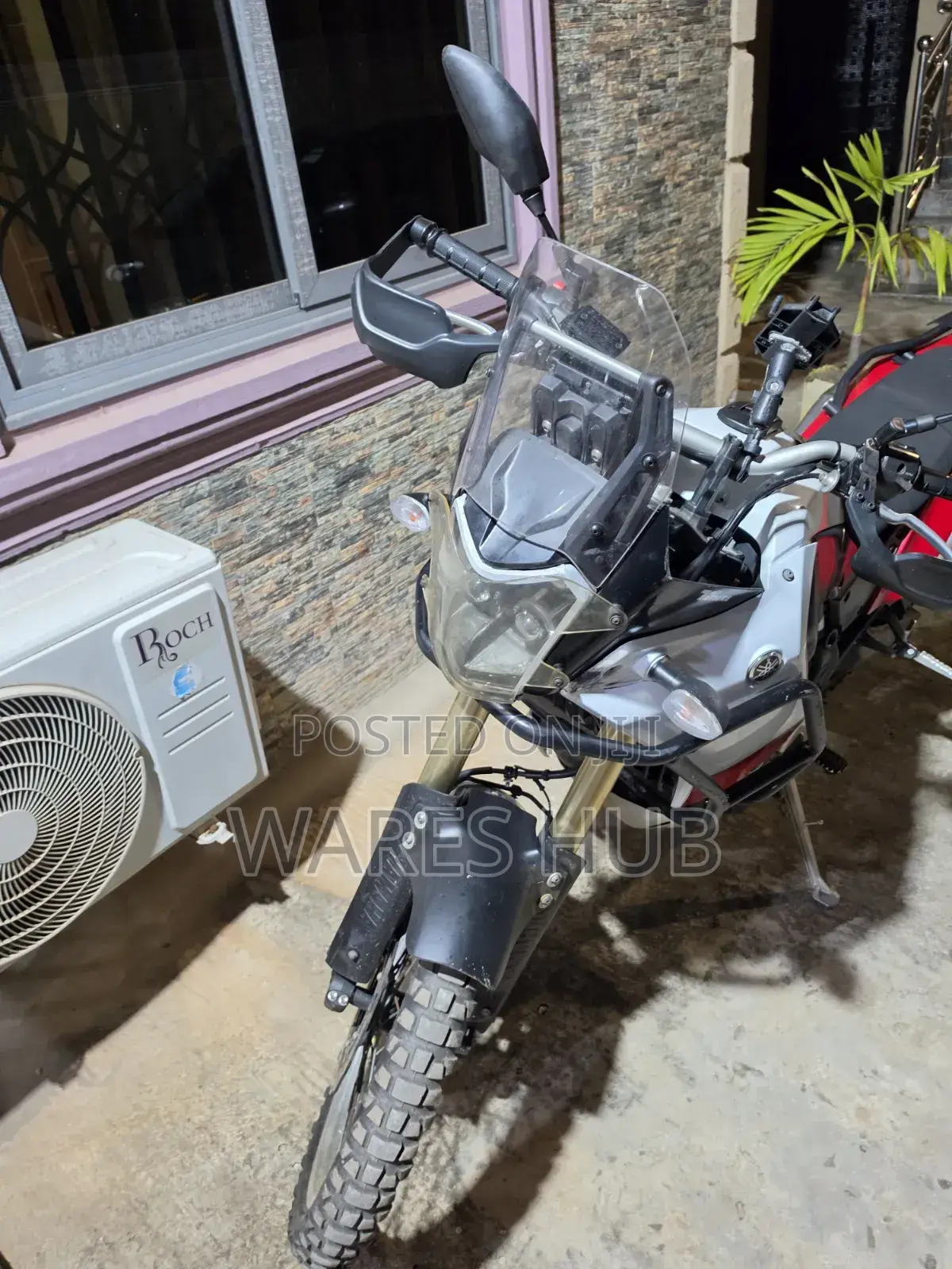 Yamaha 2021 White