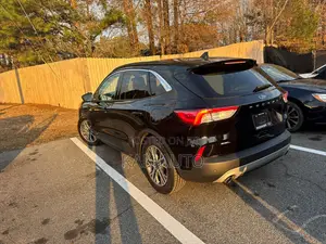 Ford Escape SEL 2022 Black