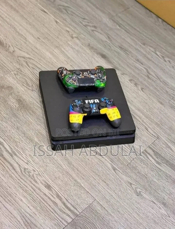 Play Station