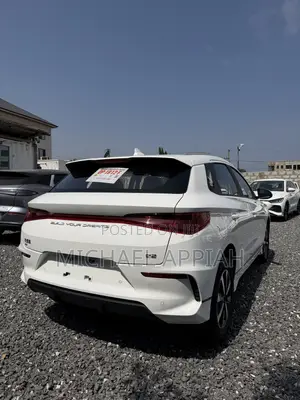 New BYD E2 43 kWh 94 hp FWD 2024 White