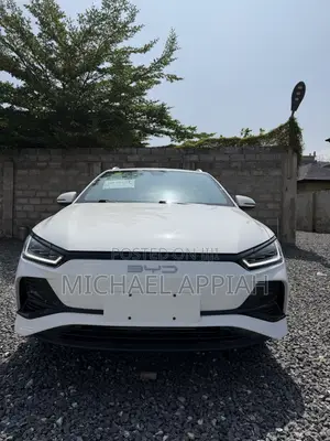 New BYD E2 43 kWh 94 hp FWD 2024 White