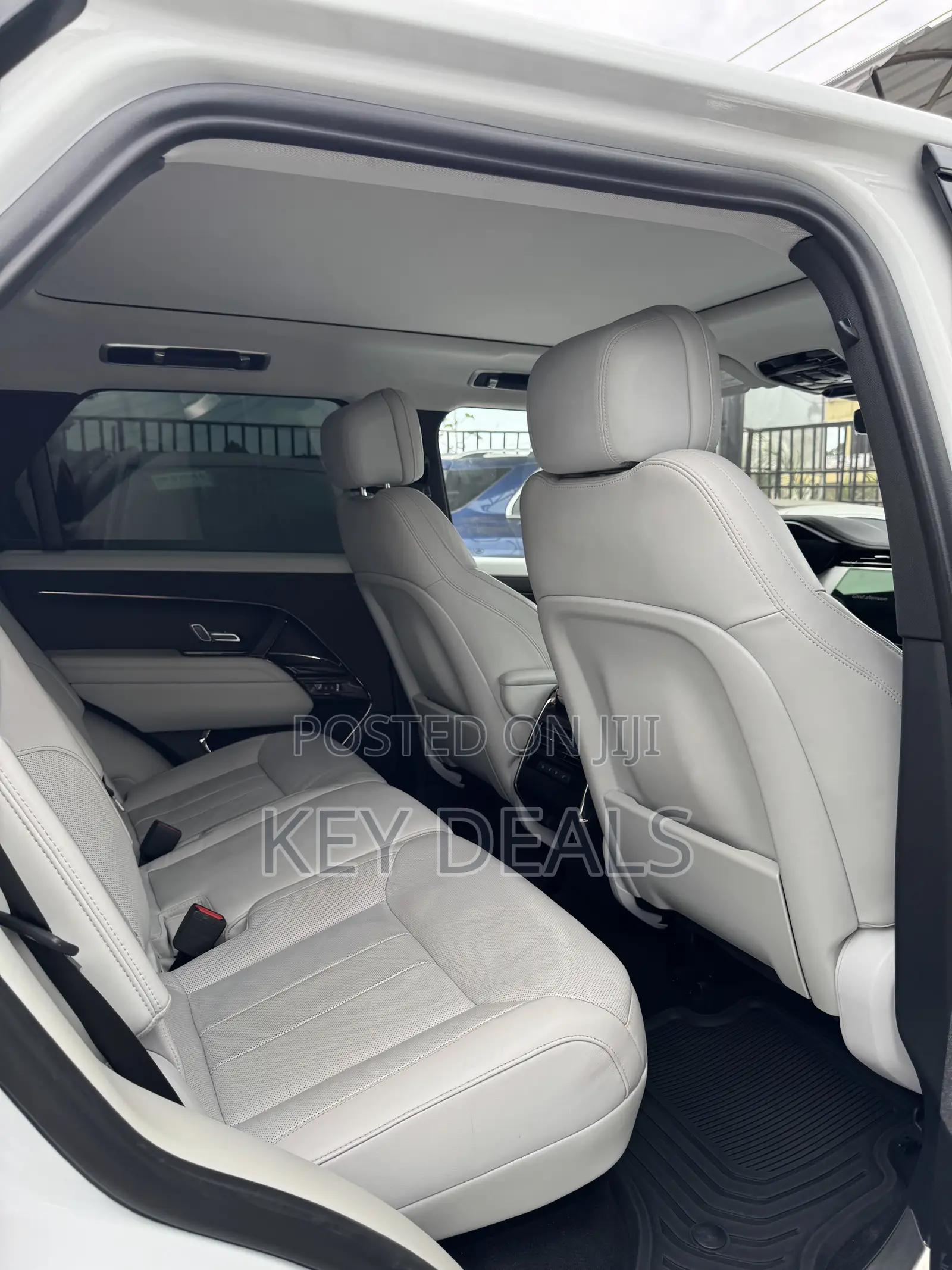 Land Rover Range Rover Sport P400 SE Dynamic 4WD 2023 White