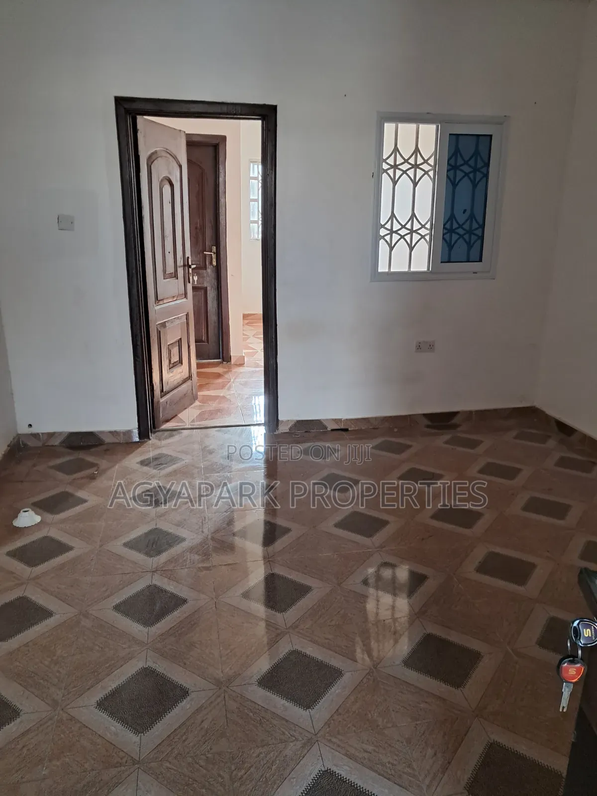 1bdrm Apartment in Amasaman  Ccocobord for rent