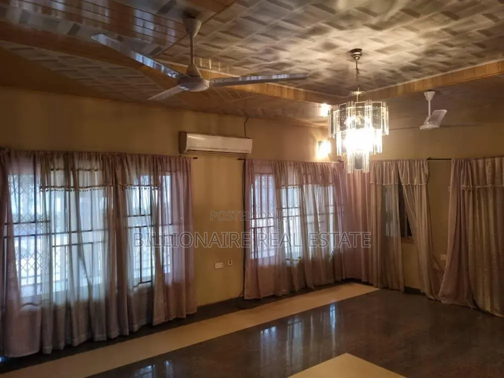 6bdrm Apartment in Ahenema Kokoben, Kumasi Metropolitan for rent
