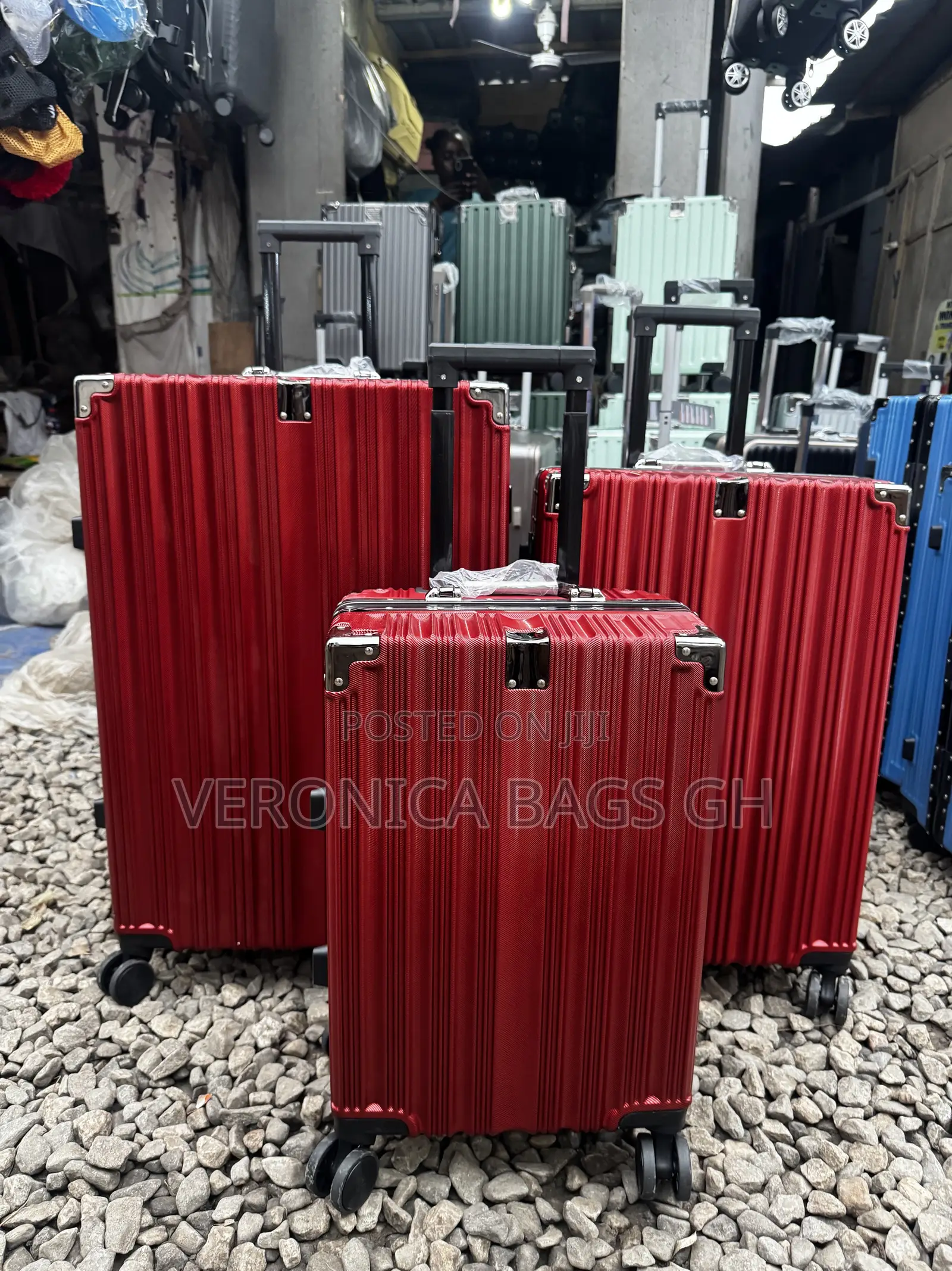 Zipless Trolling Traveling Luxurious Luggage Three in One