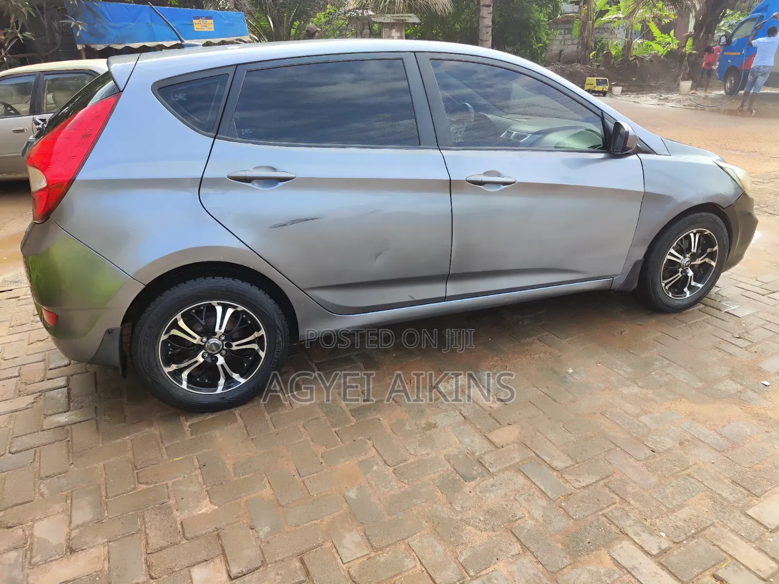 Hyundai Accent SE Hatchback 2016 Gray
