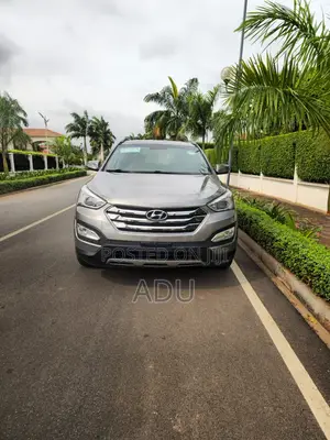 Hyundai Santa Fe 2015 Gray