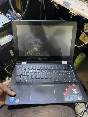 Laptop Lenovo Yoga 330 2GB Intel HDD 160GB