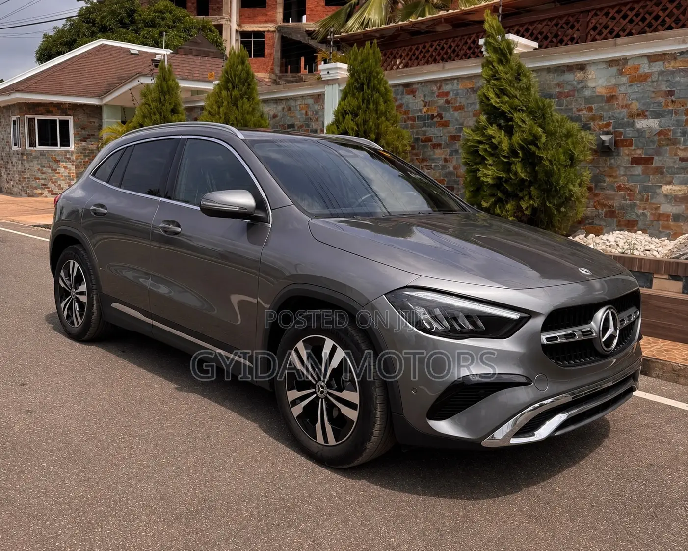 Mercedes-Benz GLA-Class 2025 Gray