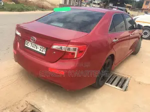 Toyota Camry 2014 Red