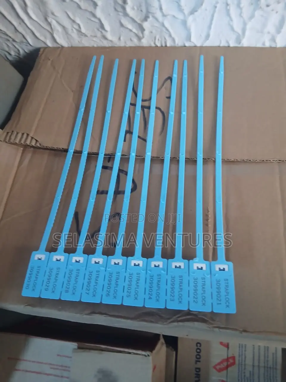 Tamper Plastic Seals With Serial Numbers