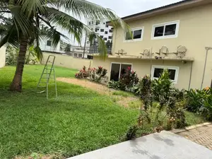 5bdrm Condo in Cantonment, Cantonments for rent