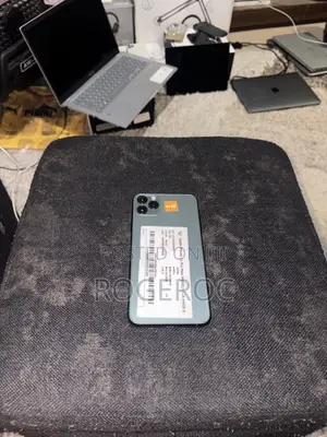 Apple iPhone 11 Pro Max 64 GB Green