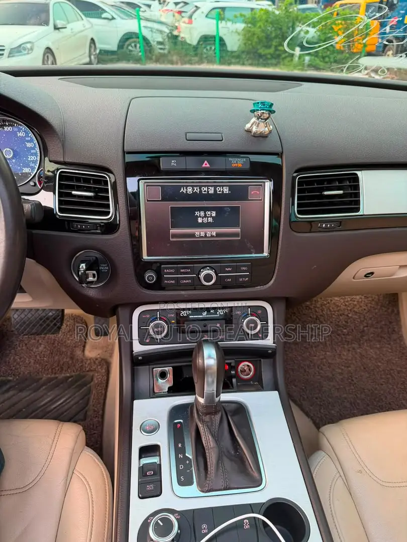 Volkswagen Touareg TDI Executive 2012 Black