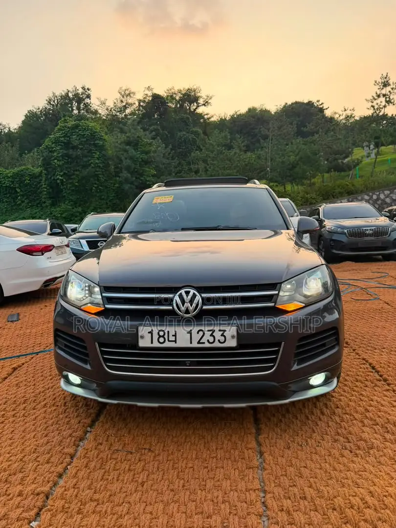 Volkswagen Touareg TDI Executive 2012 Black