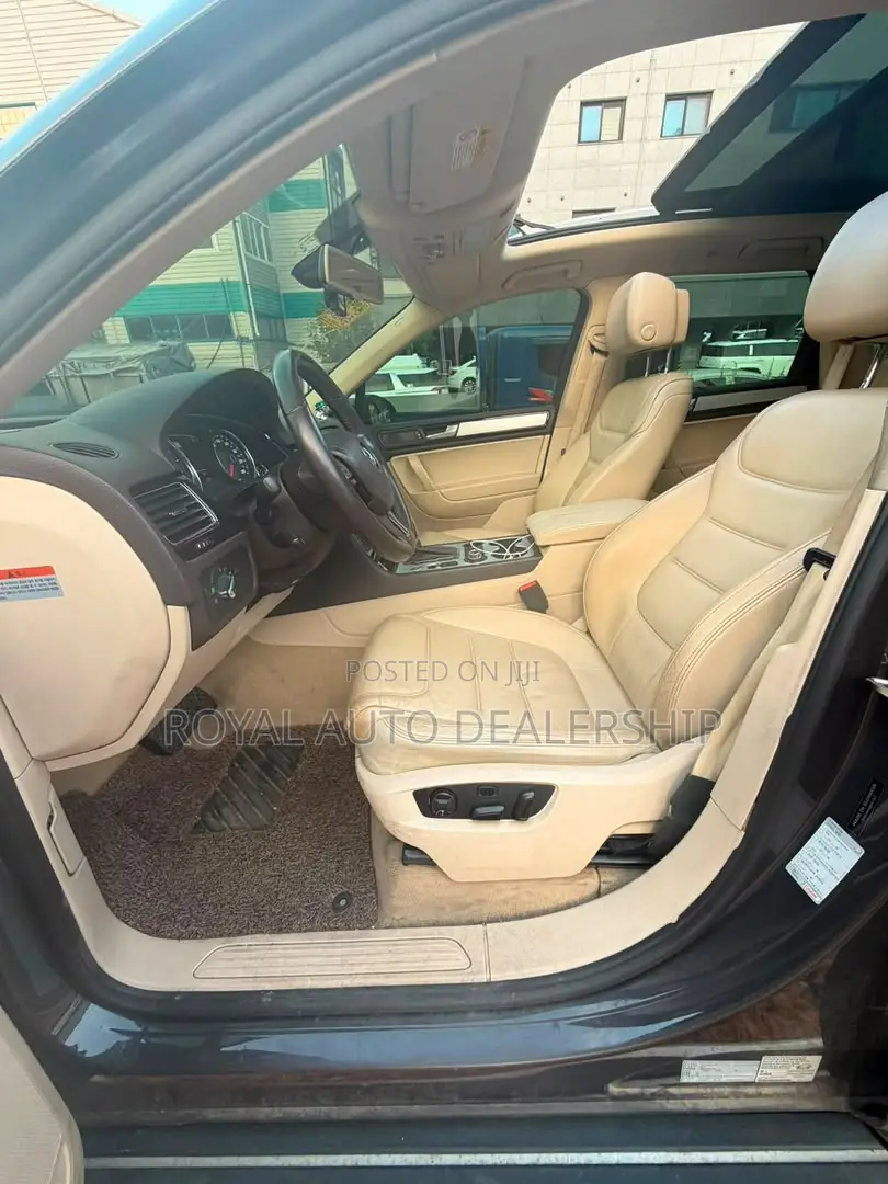 Volkswagen Touareg TDI Executive 2012 Black
