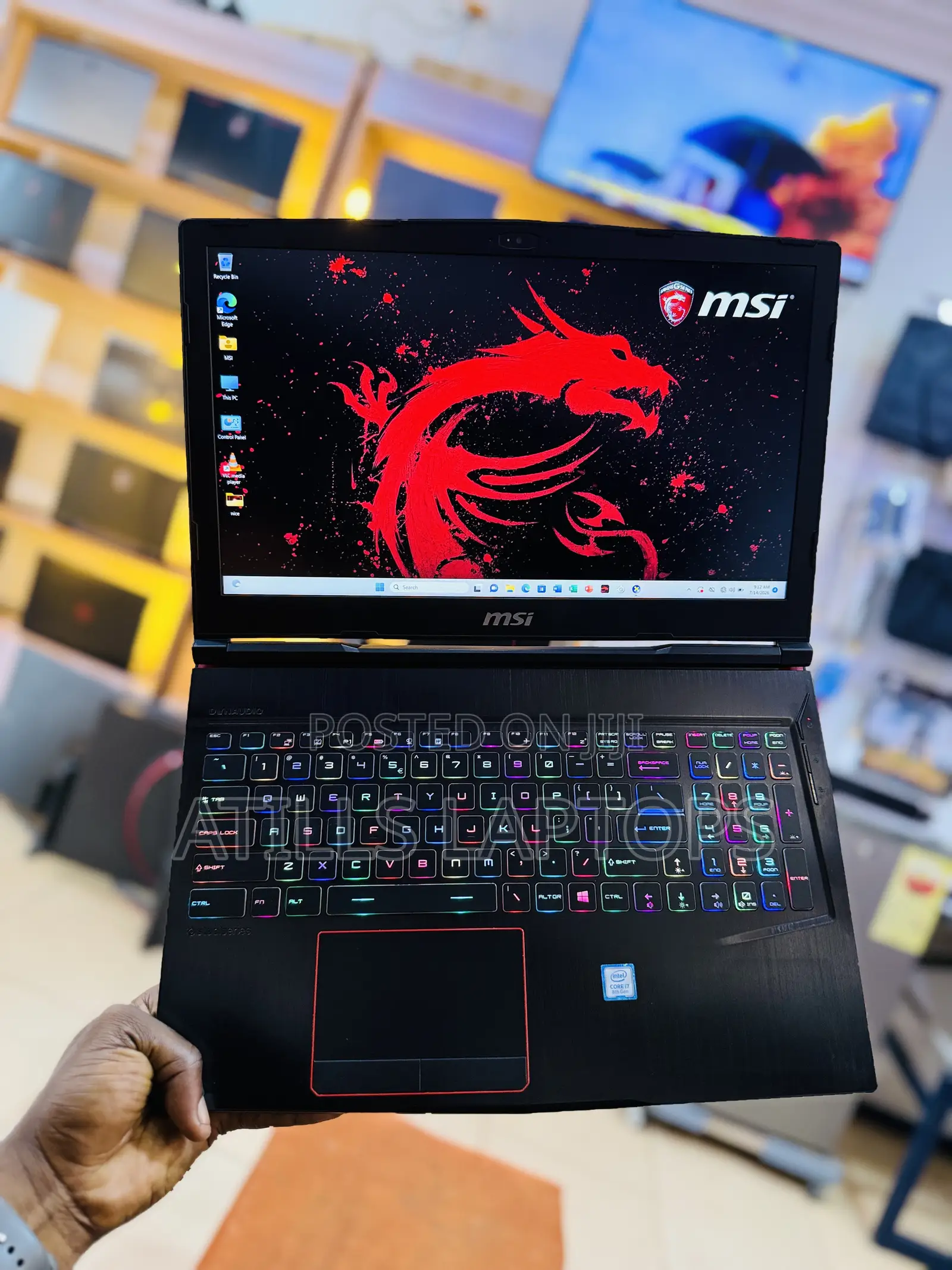 Laptop MSI GE63 7RD Raider 16GB Intel Core i7 SSD 1.5T