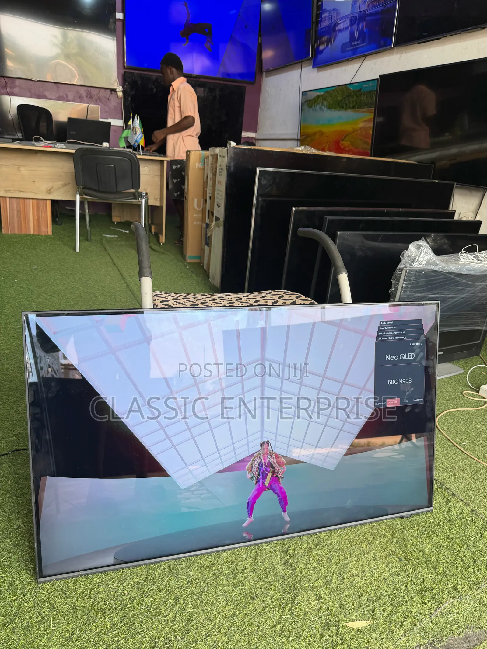 Samsung 43 Inches Neo Qled Digital Premium Uhd Graphics TV