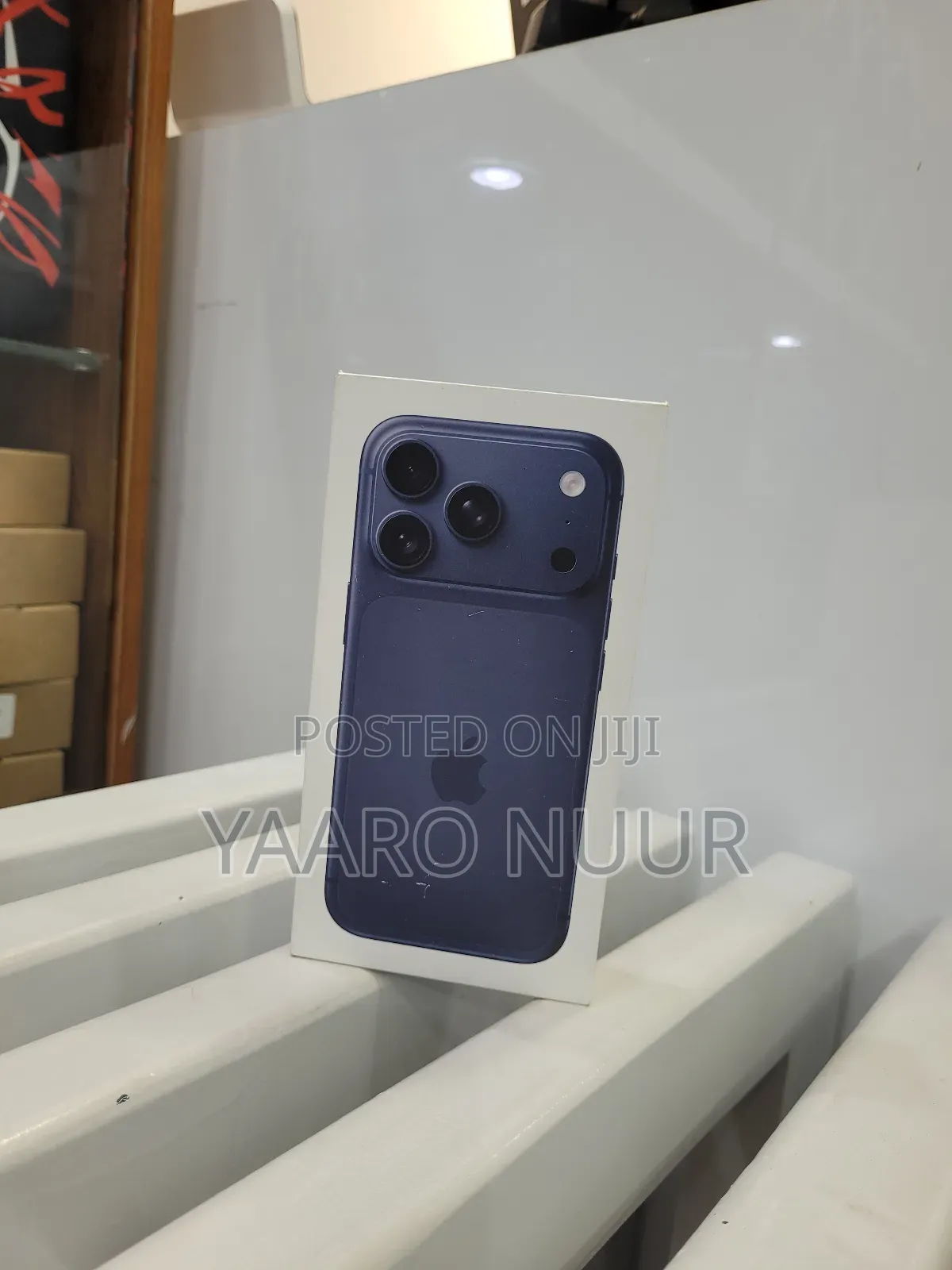 New Apple iPhone 17 Pro Max 256 GB Blue