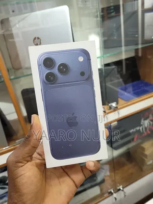 New Apple iPhone 17 Pro Max 256 GB Blue