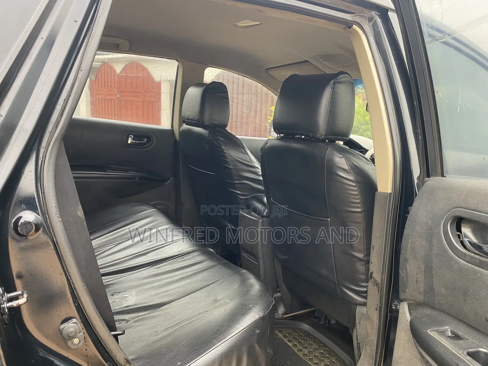 Nissan Rogue S 2012 Black