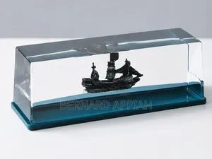 Floating Magnetic Ship Display | Anti-Gravity Magnetic Levitation Desk