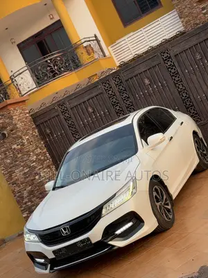 Honda Accord EX 4dr Sedan FWD (2.4L 4cyl 2A) 2017 White